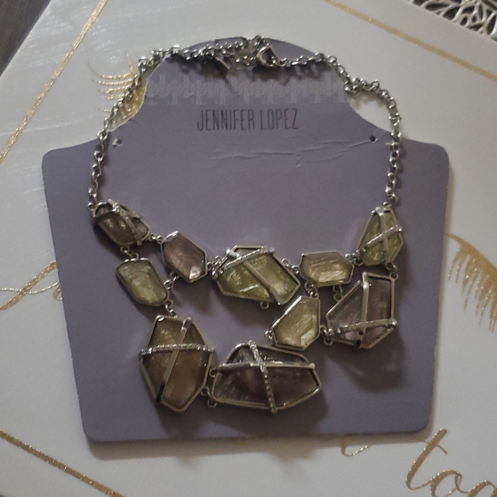 💜💜statement necklace
